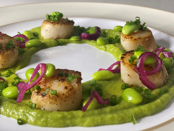 Scallops with Pea Purée, Pickled Red Onions & Edamame